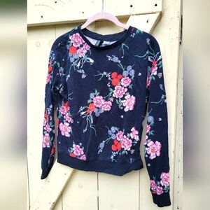 Black Floral Pullover